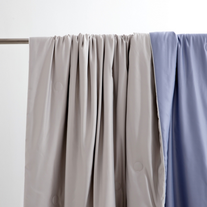 91家纺网 家纺一手货源 找家纺 （总）仁凯家纺 2025新款A类莱赛尔天丝纤维夏凉被双拼色（20%莱赛尔天丝纤维填充，包过检）【提供买家秀】