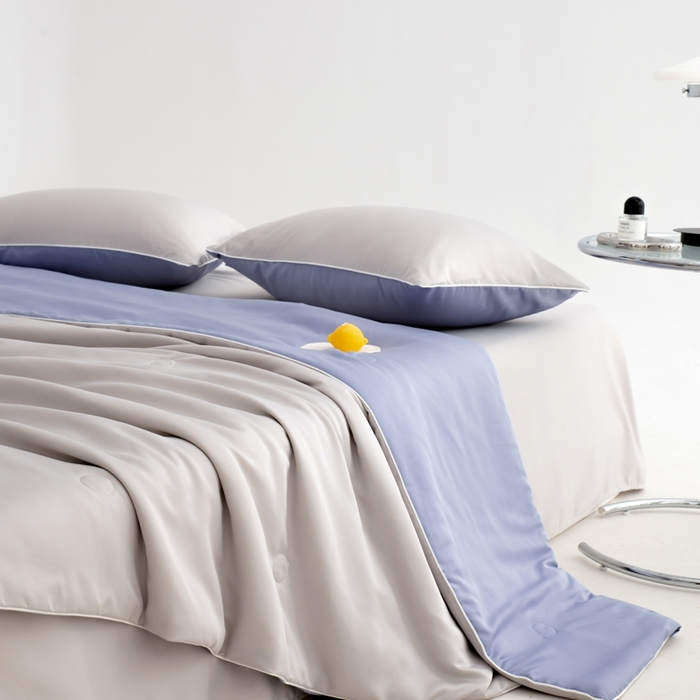 91家纺网 家纺一手货源 找家纺 （总）仁凯家纺 2025新款A类莱赛尔天丝纤维夏凉被双拼色（20%莱赛尔天丝纤维填充，包过检）【提供买家秀】