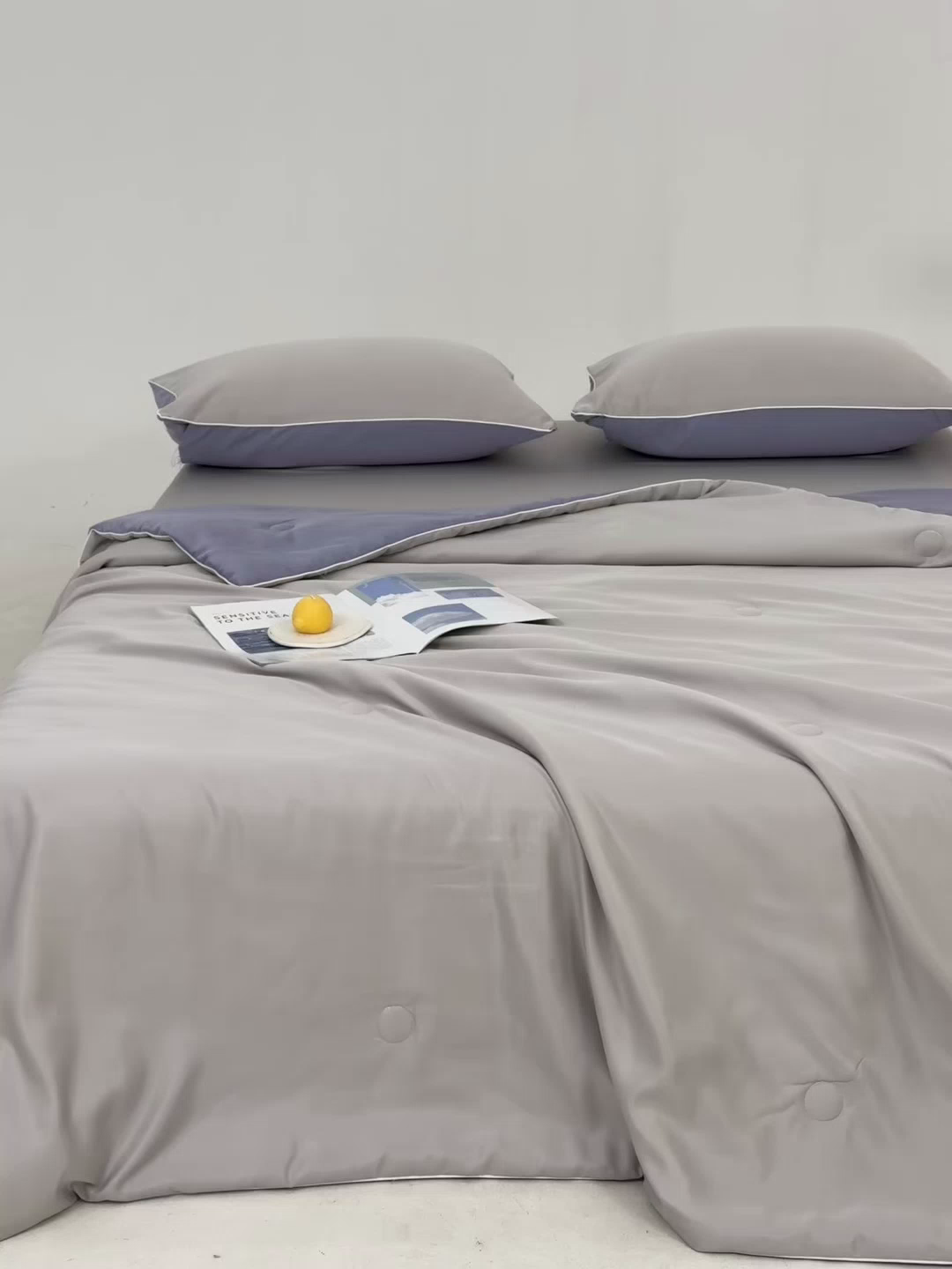 91家纺网 家纺一手货源 找家纺 （总）仁凯家纺 2025新款A类莱赛尔天丝纤维夏凉被双拼色（20%莱赛尔天丝纤维填充，包过检）【提供买家秀】