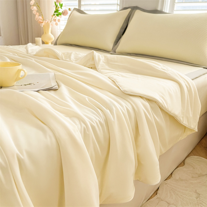 （总）雯豆家纺 2025夏季新款凉感丝夏被空调被冰丝凉感被芯纯色跑量款被子