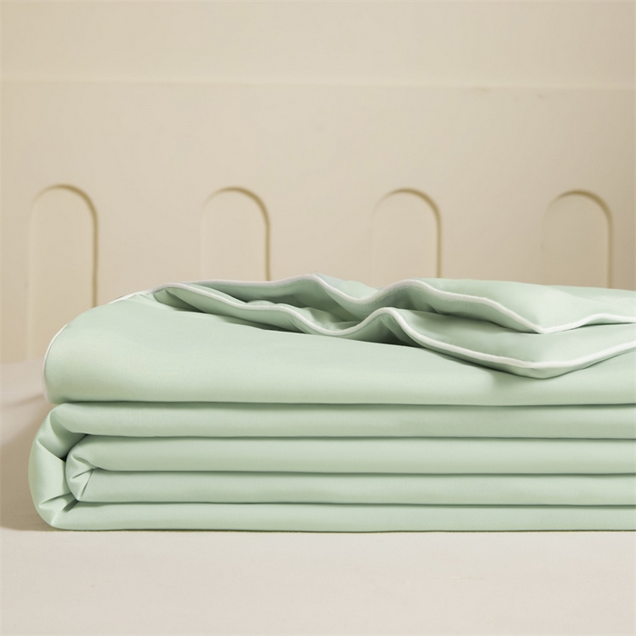 91家纺网 家纺一手货源 找家纺 雯豆家纺 2025夏季新款凉感丝夏被空调被冰丝凉感被芯纯色跑量款被子 凉感丝夏被-淡雅绿