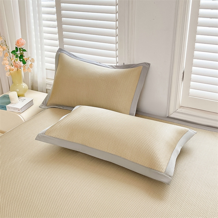 91家纺网 家纺一手货源 找家纺 雯豆家纺 2025夏季新款凉感丝夏被空调被冰丝凉感被芯纯色跑量款被子 凉感丝夏被-卡斯特金