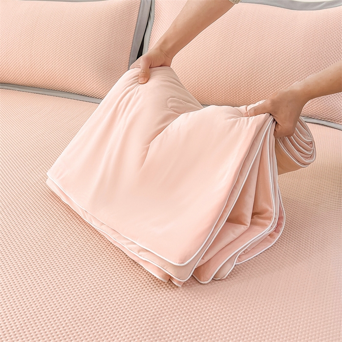 91家纺网 家纺一手货源 找家纺 雯豆家纺 2025夏季新款凉感丝夏被空调被冰丝凉感被芯纯色跑量款被子 凉感丝夏被-蔷薇粉