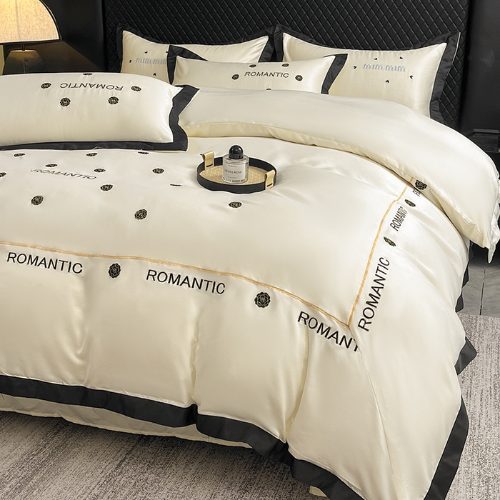 91家纺网 家纺一手货源 找家纺 狂想家 2025新款细斜纹冰丝高奢系列四件套 塞纳奶昔白