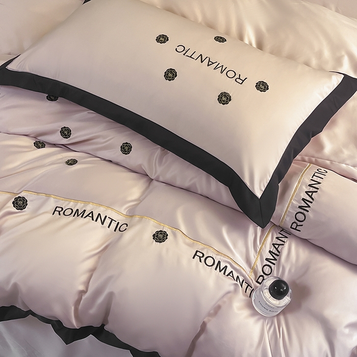 91家纺网 家纺一手货源 找家纺 狂想家 2025新款细斜纹冰丝高奢系列四件套 塞纳豆沙