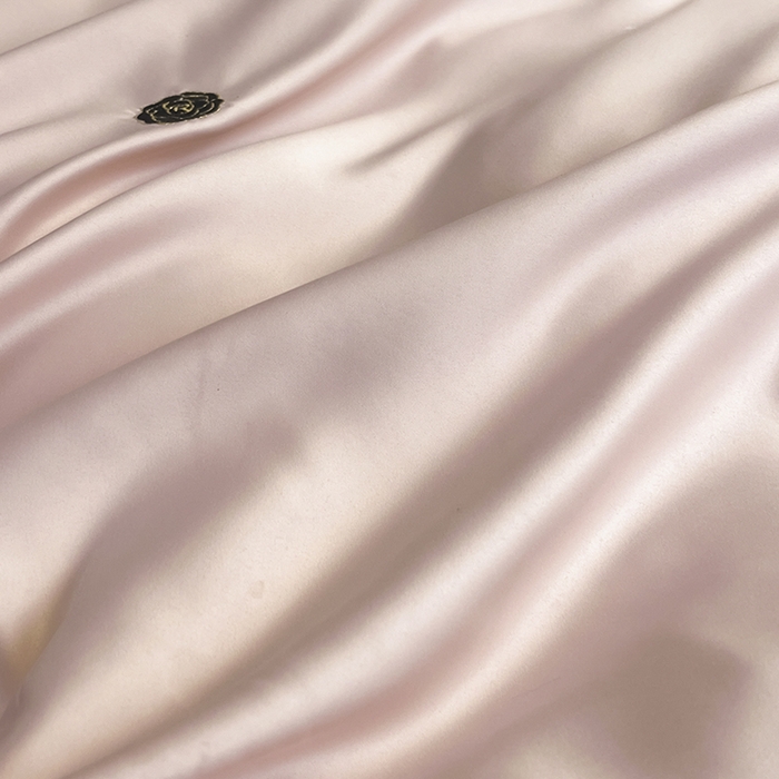 91家纺网 家纺一手货源 找家纺 狂想家 2025新款细斜纹冰丝高奢系列四件套 塞纳豆沙