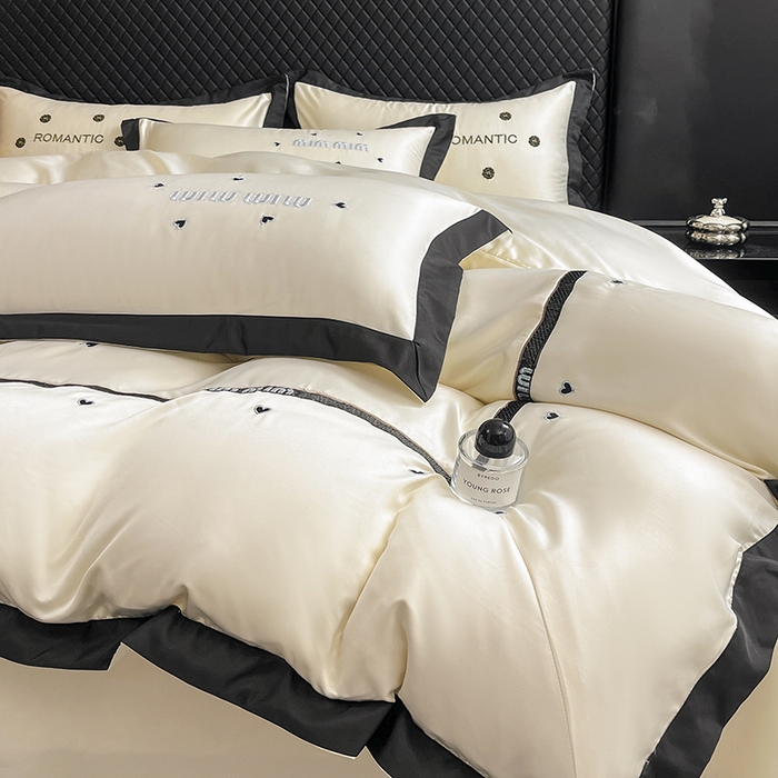 91家纺网 家纺一手货源 找家纺 狂想家 2025新款细斜纹冰丝高奢系列四件套 莫兰奶昔白