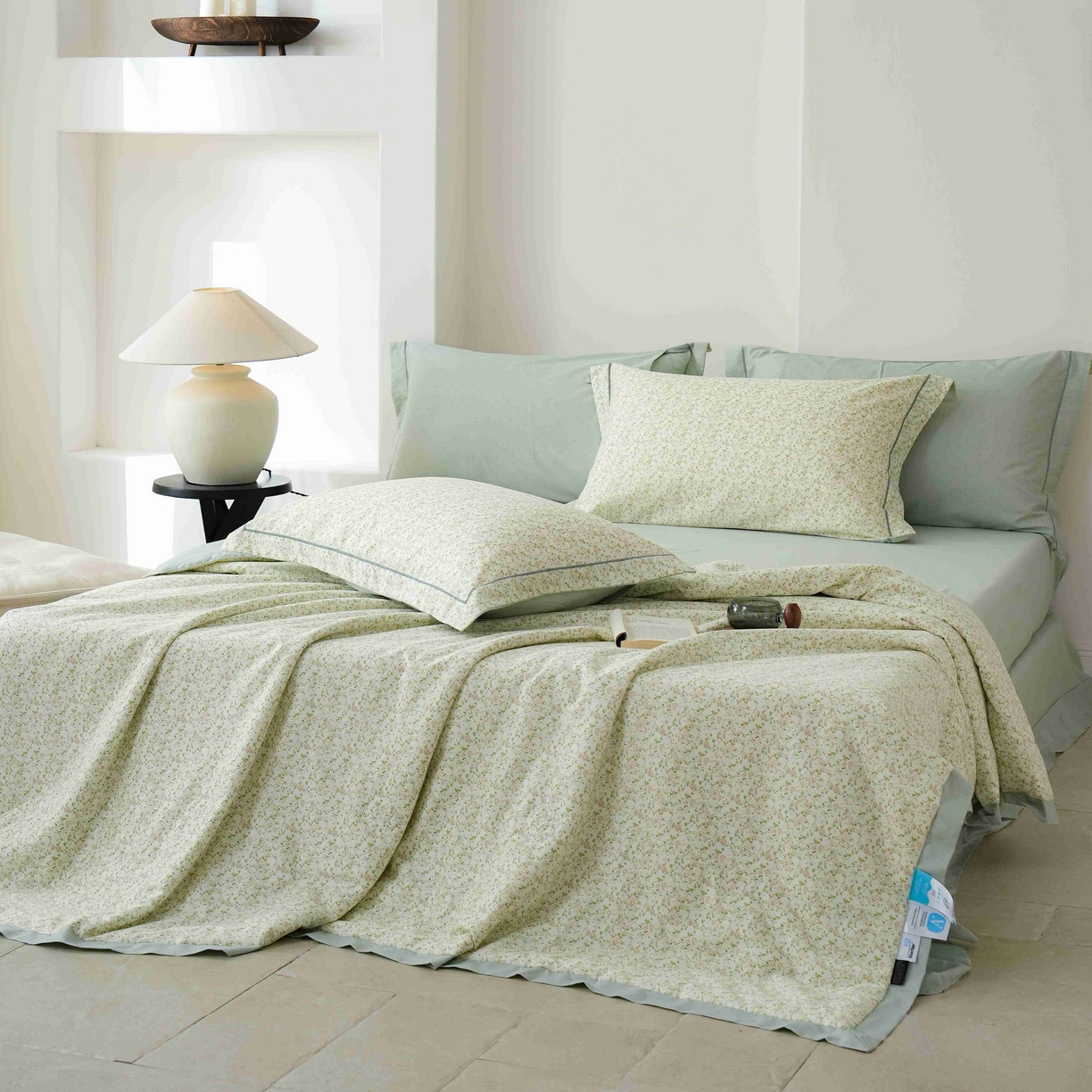 91家纺网 家纺一手货源 找家纺 丽卡家纺 2025新款小清新全棉纯棉夏被夏凉被空调被四件套 未央-绿