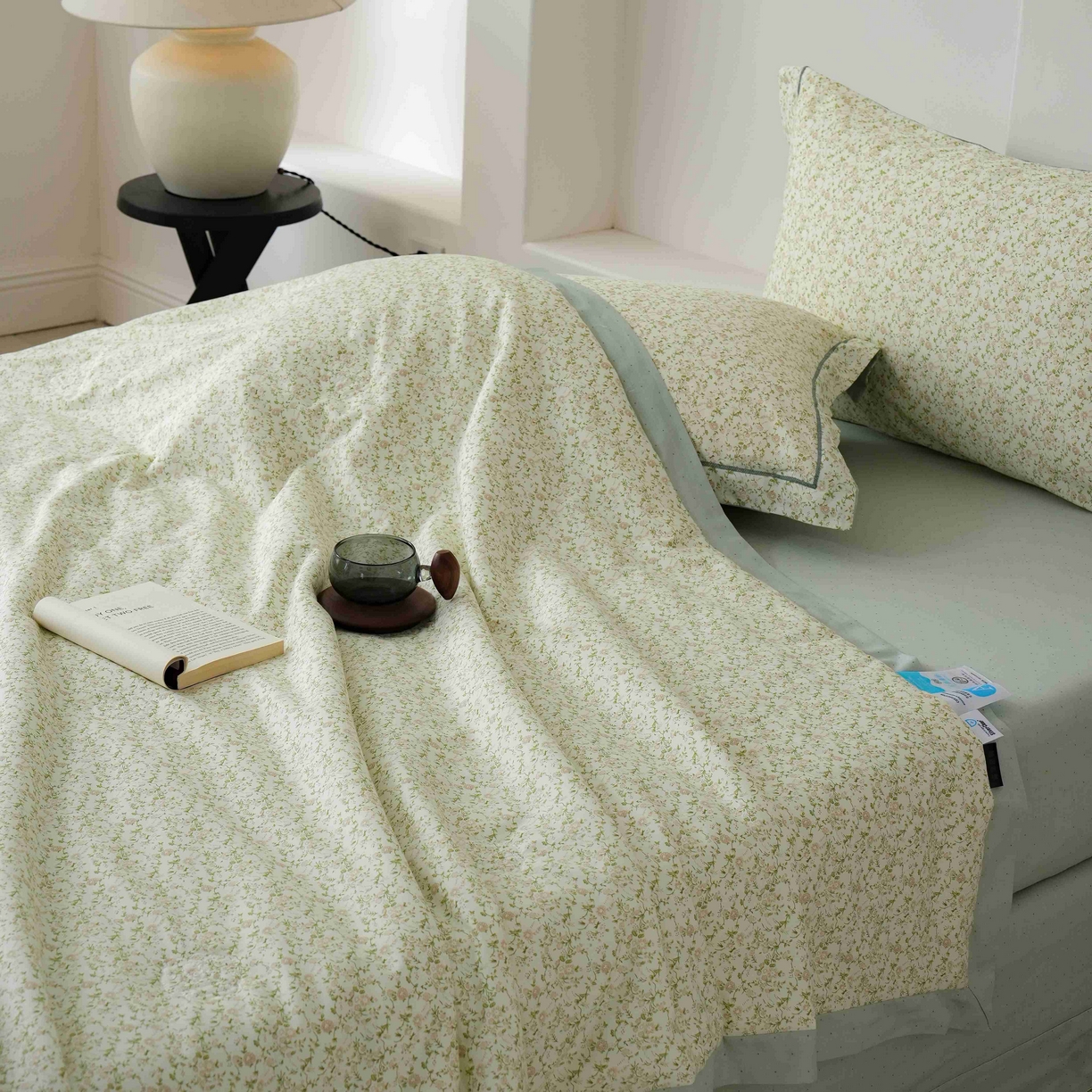 91家纺网 家纺一手货源 找家纺 丽卡家纺 2025新款小清新全棉纯棉夏被夏凉被空调被四件套 未央-绿