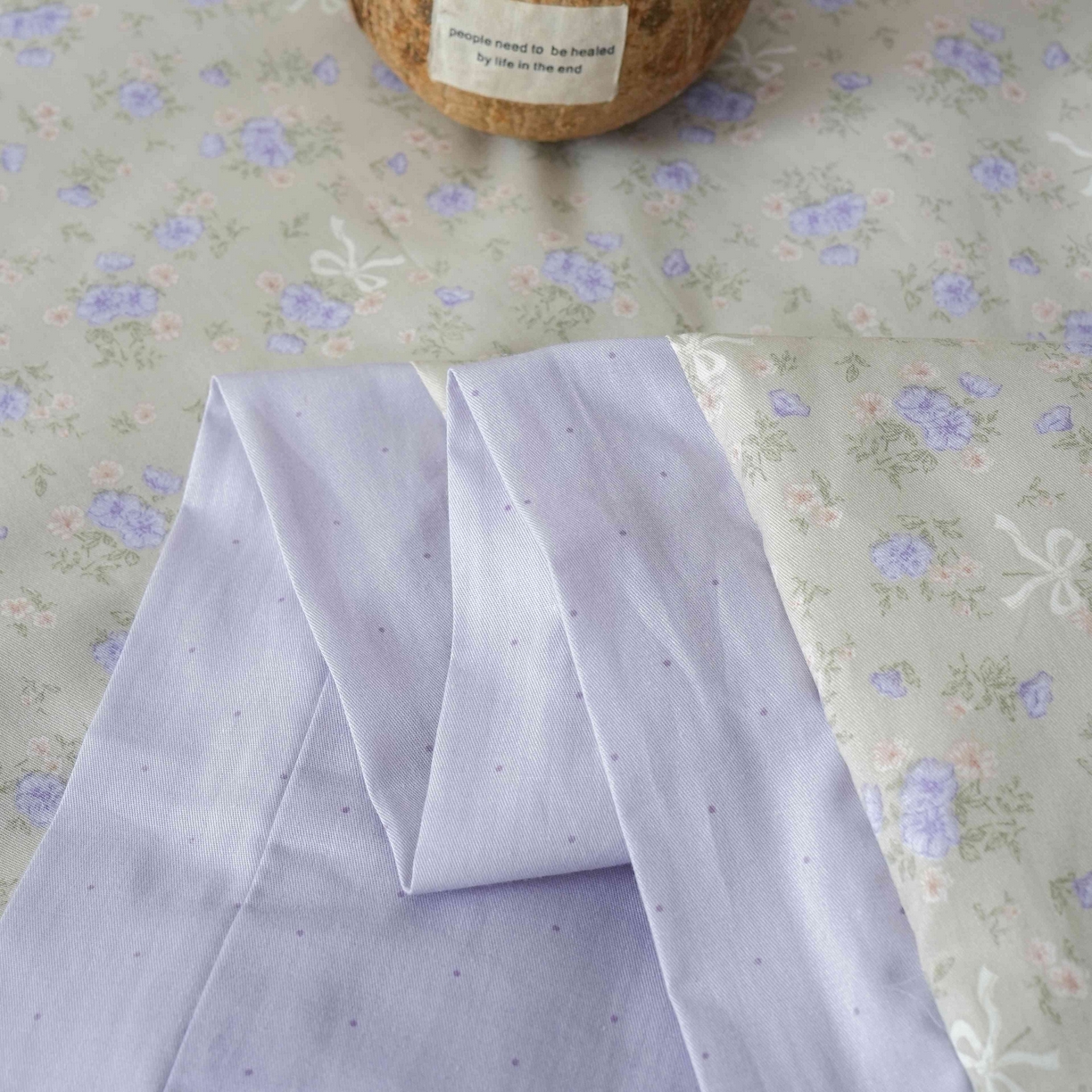 91家纺网 家纺一手货源 找家纺 丽卡家纺 2025新款小清新全棉纯棉夏被夏凉被空调被四件套 柏林花事-紫