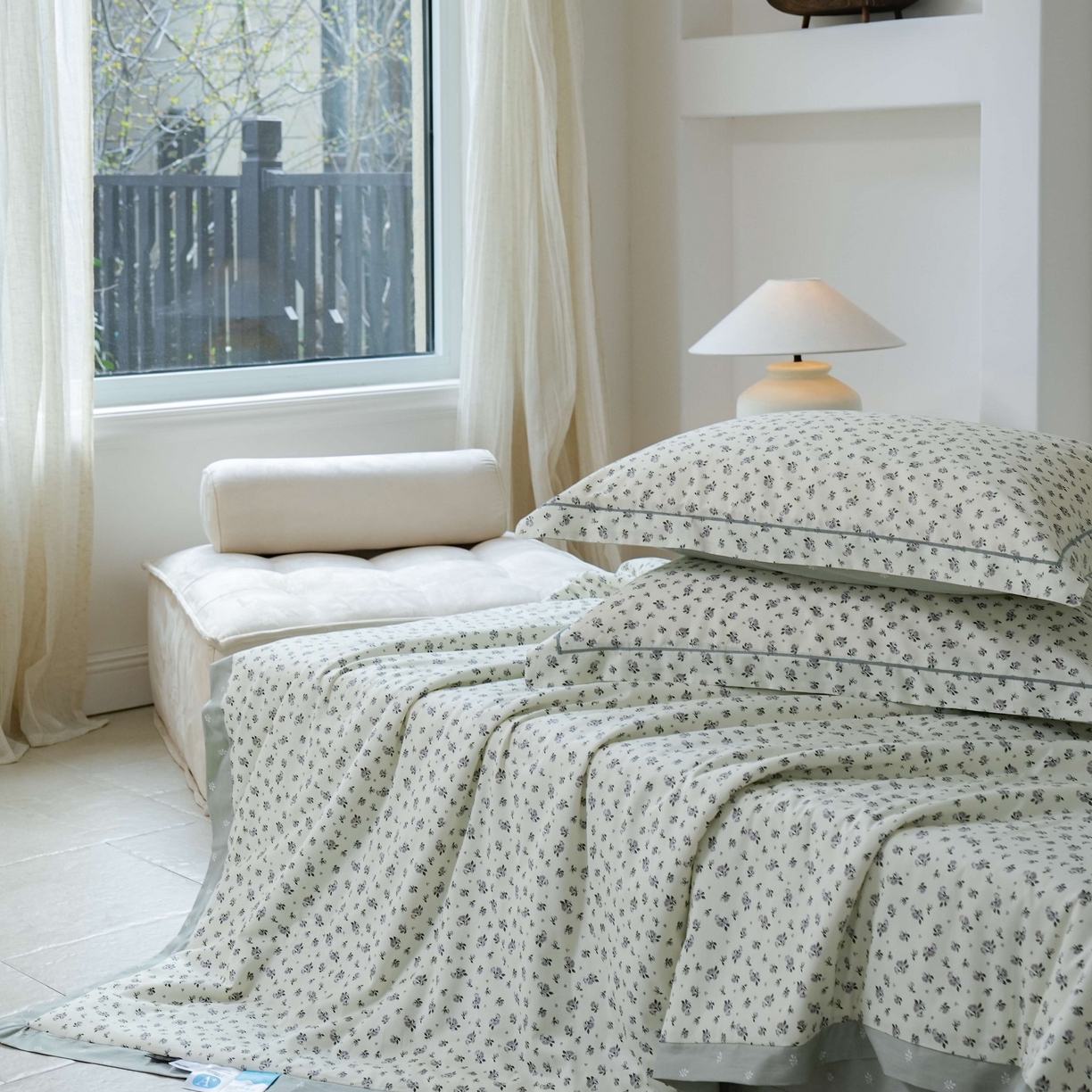 91家纺网 家纺一手货源 找家纺 丽卡家纺 2025新款小清新全棉纯棉夏被夏凉被空调被四件套 月野-灰