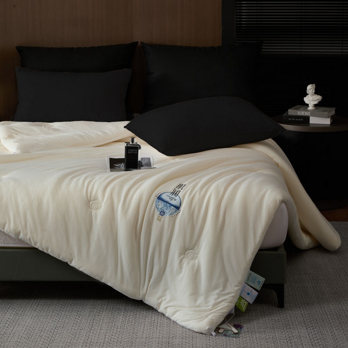 91家纺网 家纺一手货源 找家纺 （总）丽卡家纺 2025新款佩丽丝肌润养 颜玻尿酸春秋被冬被被子被芯