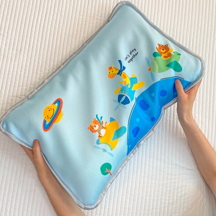 91家纺网 家纺一手货源 找家纺 大黄蜂家居家纺 2025新款冰丝提花三明治夹层透气枕套 飞行员