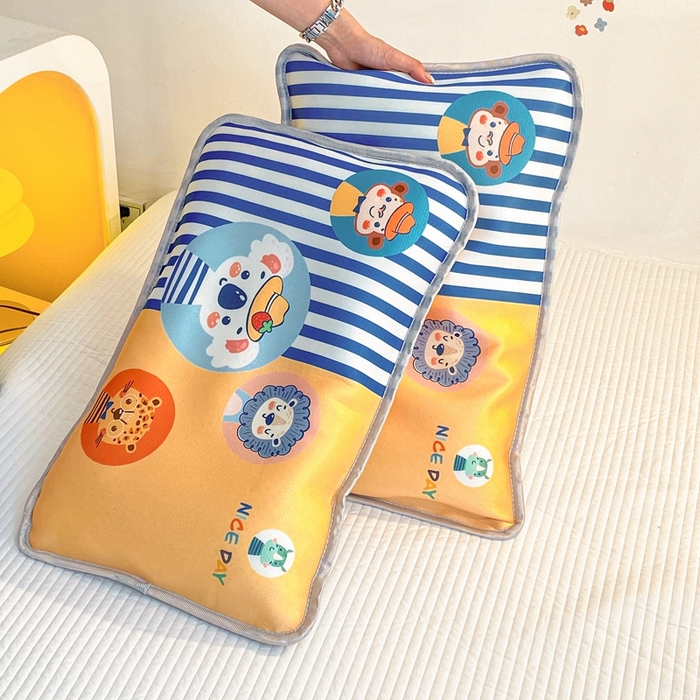 91家纺网 家纺一手货源 找家纺 大黄蜂家居家纺 2025新款冰丝提花三明治夹层透气枕套 马戏团