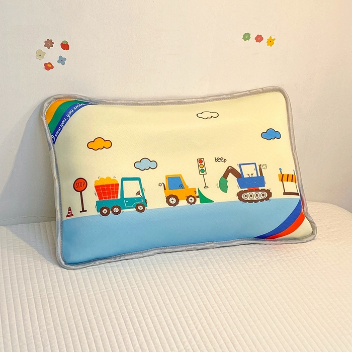 91家纺网 家纺一手货源 找家纺 大黄蜂家居家纺 2025新款冰丝提花三明治夹层透气枕套 工程车队