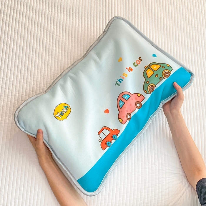 91家纺网 家纺一手货源 找家纺 大黄蜂家居家纺 2025新款冰丝提花三明治夹层透气枕套 公路汽车