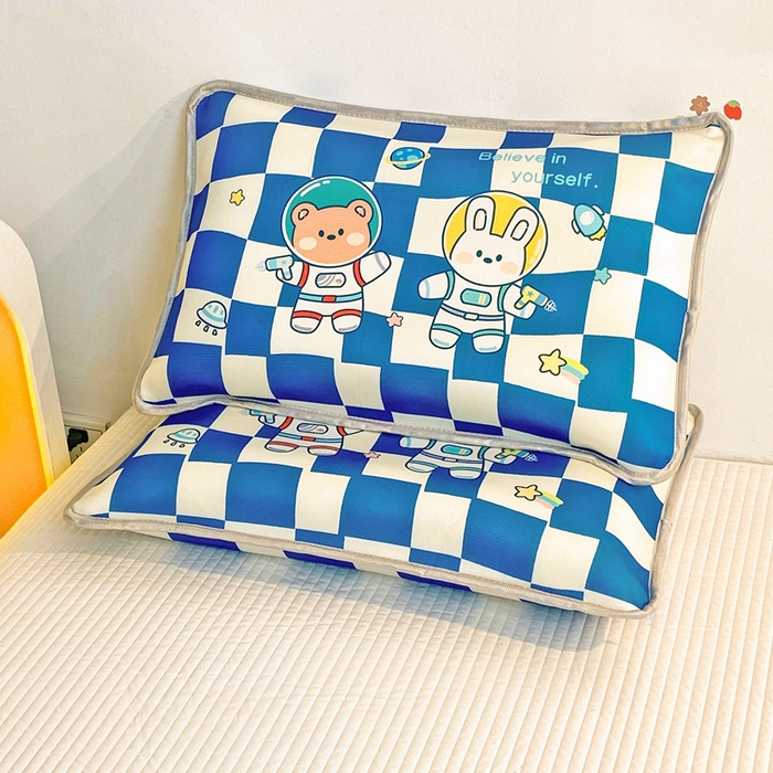 91家纺网 家纺一手货源 找家纺 大黄蜂家居家纺 2025新款冰丝提花三明治夹层透气枕套 宇航员