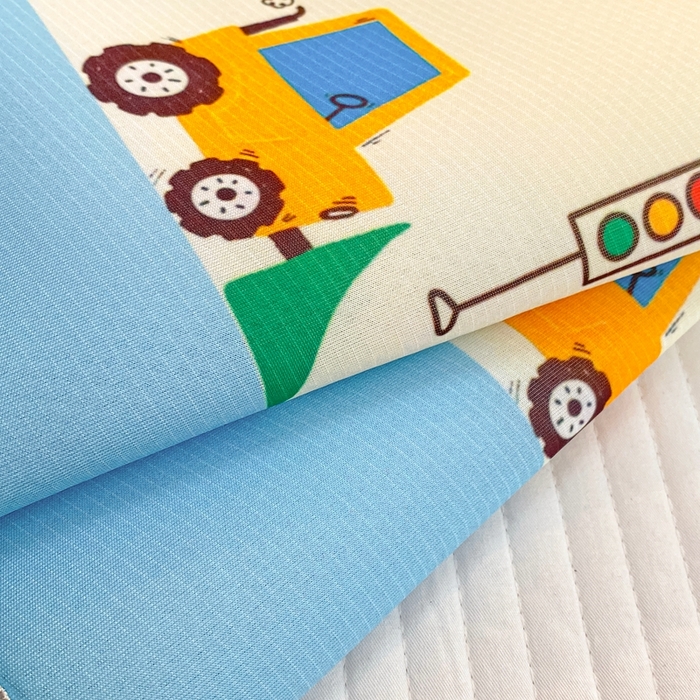 91家纺网 家纺一手货源 找家纺 大黄蜂家居家纺 2025新款冰丝提花三明治夹层透气枕套 工程车队