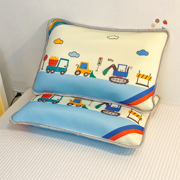 91家纺网 家纺一手货源 找家纺 大黄蜂家居家纺 2025新款冰丝提花三明治夹层透气枕套 工程车队