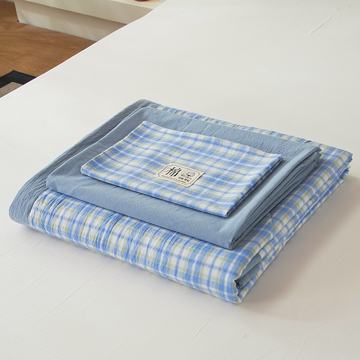 91家纺网 家纺一手货源 找家纺 三俏家纺 2025新款新疆棉花被夏被100%里外全棉棉花夏被无印风全棉色织水洗棉夏凉被空调被春秋被单人可机洗-风格二 蓝梦