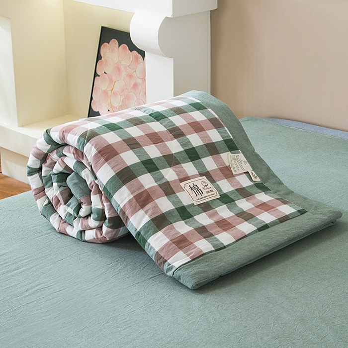 91家纺网 家纺一手货源 找家纺 三俏家纺 2025新款新疆棉花被夏被100%里外全棉棉花夏被无印风全棉色织水洗棉夏凉被空调被春秋被单人可机洗-风格二 青山