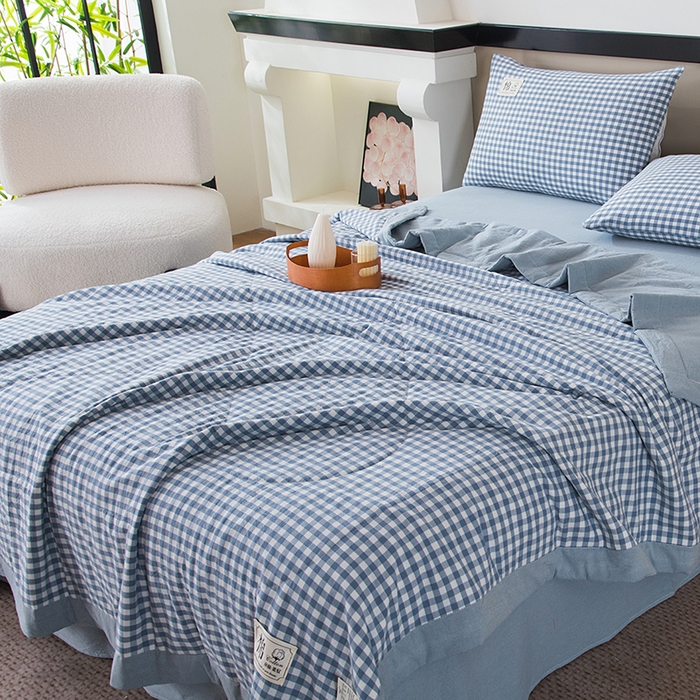 91家纺网 家纺一手货源 找家纺 三俏家纺 2025新款新疆棉花被夏被100%里外全棉棉花夏被无印风全棉色织水洗棉夏凉被空调被春秋被单人可机洗-风格二 煮雨