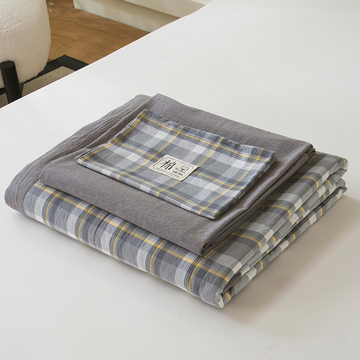 91家纺网 家纺一手货源 找家纺 三俏家纺 2025新款新疆棉花被夏被100%里外全棉棉花夏被无印风全棉色织水洗棉夏凉被空调被春秋被单人可机洗-风格二 密语