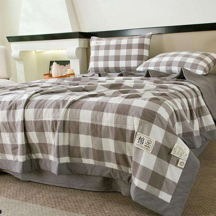 91家纺网 家纺一手货源 找家纺 三俏家纺 2025新款新疆棉花被夏被100%里外全棉棉花夏被无印风全棉色织水洗棉夏凉被空调被春秋被单人可机洗-风格二 雨蒙