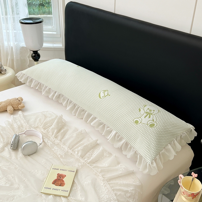 91家纺网 家纺一手货源 找家纺 梦舒羽 2025春夏新款冰豆豆花边双人单枕套枕套单件 冰豆豆-小熊绿