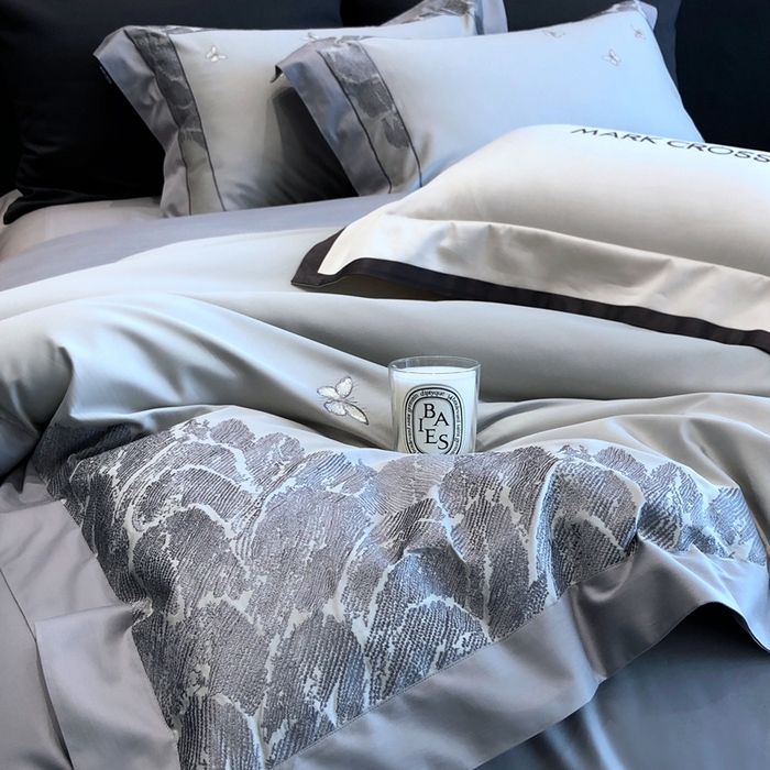 91家纺网 家纺一手货源 找家纺 佳汐蓝2025新款清雅自然刺绣黄金棉系列四件套价格表券后不低于498/518元 春野浮绿-雾隐灰