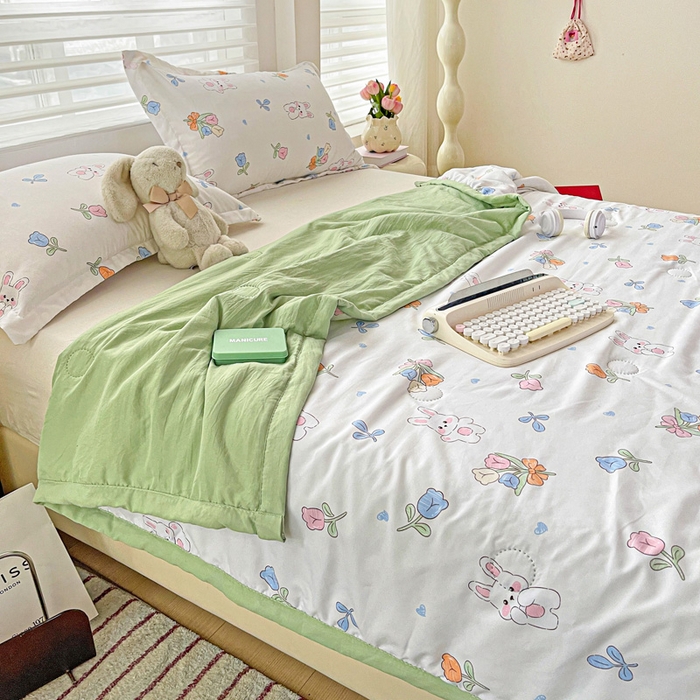 91家纺网 家纺一手货源 找家纺 富艺隆 2025新款水洗棉双层纱夏被 花园小兔