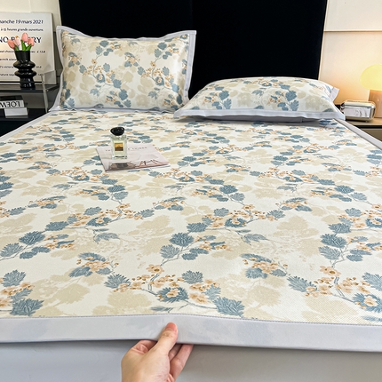 倾慕家纺 2025新款冰泉丝水墨风印花包边席子凉席 蓝星花