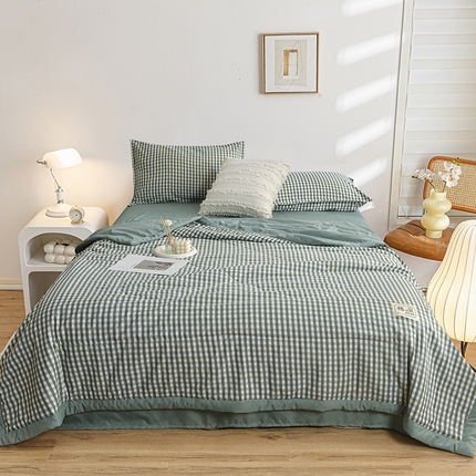 91家纺网 家纺一手货源 找家纺 小鱼儿家纺 2025新款A类母婴级高克重色织水洗棉100%新疆棉花被夏被空调被夏凉被纯手工包边被子被芯可机洗 小绿格