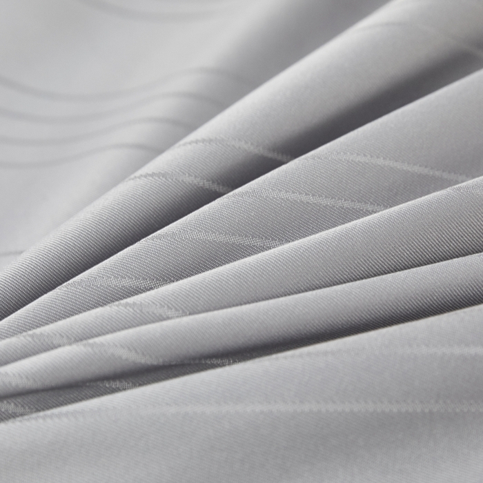 91家纺网 家纺一手货源 找家纺 金同成家纺 2025新款缎条蚕丝被春秋被子母被冬被子被芯 时尚灰