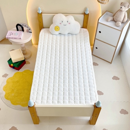91家纺网 家纺一手货源 找家纺 （总）梵赫家纺2024新款牛奶绒床护垫床垫幼儿园床垫儿童床垫可水洗