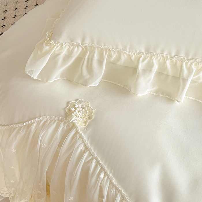 91家纺网 家纺一手货源 找家纺 艺玲家纺 2025新款糯小棉爱丽莎雪纺花边四件套 爱丽莎-黄