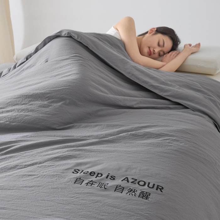 91家纺网 家纺一手货源 找家纺 闲鱼家纺 2025新款某朵同款深睡Pro夏被 自在眠  自然醒 浅灰