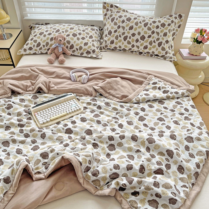 91家纺网 家纺一手货源 找家纺 富艺隆 2025新款水洗棉双层纱夏被 萌萌狗