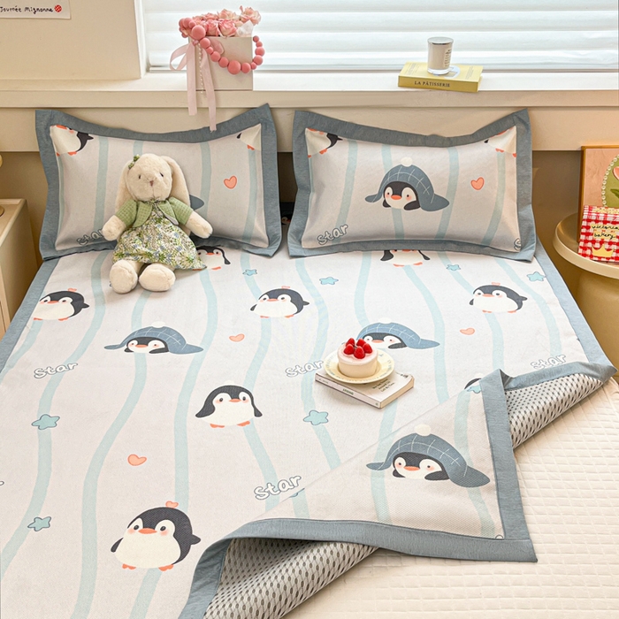 91家纺网 家纺一手货源 找家纺 迪乐妮 2025新款印花真冰藤冰凉席 小企鹅