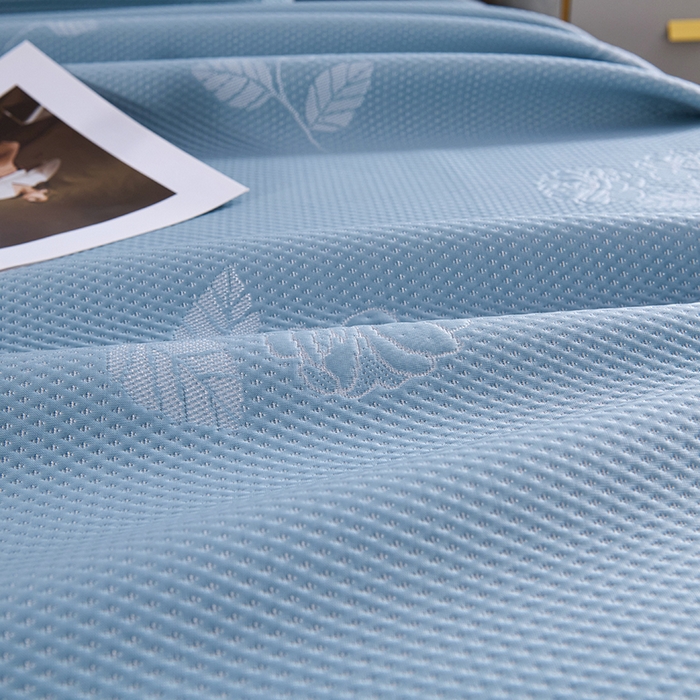 91家纺网 家纺一手货源 找家纺 席之家 2025新款3D冰感蕾丝床裙豆豆席 蕾丝-茶花之恋-蓝