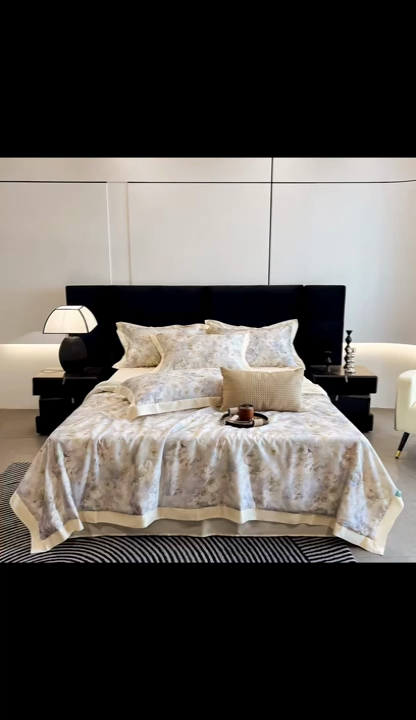 91家纺网 家纺一手货源 找家纺 朵希曼2025新款50天丝宽边夏被和夏被四件套系列 花漫天