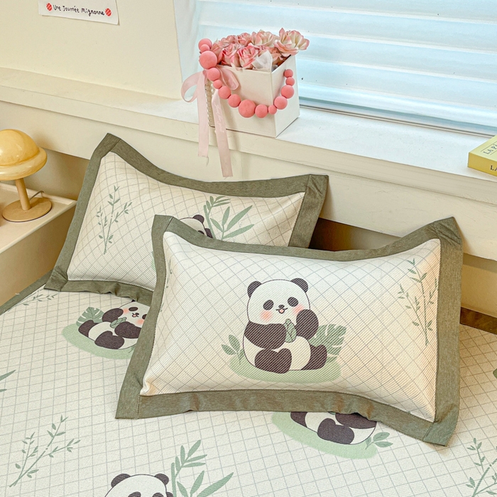 91家纺网 家纺一手货源 找家纺 迪乐妮 2025新款印花真冰藤冰凉席 可爱熊猫