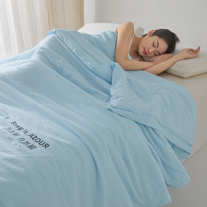 91家纺网 家纺一手货源 找家纺 闲鱼家纺 2025新款某朵同款深睡Pro夏被 自在眠  自然醒 克莱茵蓝