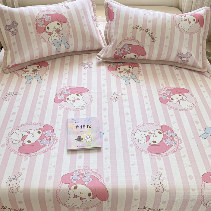 91家纺网 家纺一手货源 找家纺 博雅 2025新款三丽欧A类小版数码印花1200D冰丝凉席凉席席子 甜甜美乐蒂