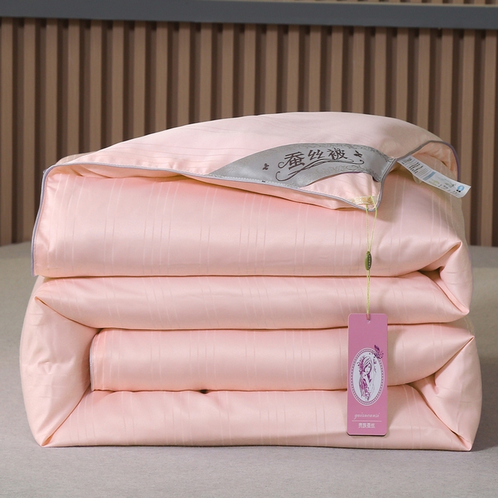 91家纺网 家纺一手货源 找家纺 （总）2025新款全棉缎条贡缎提花被子被芯夏凉被春秋被冬被二合一子母被