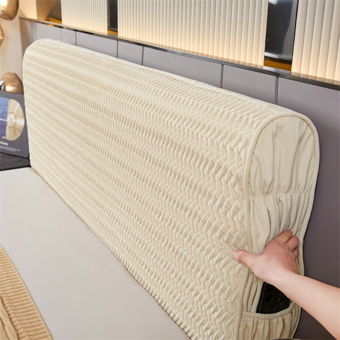 91家纺网 家纺一手货源 找家纺 情恒家纺 2025新款德芙绒工艺款全包床头罩 奶油白