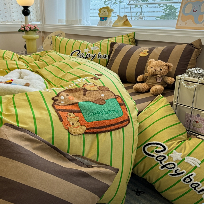 91家纺网 家纺一手货源 找家纺 呗旺鹿 2025新款happy巴拉毛巾绣纯棉四件套 happy巴拉