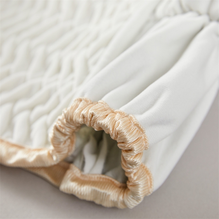 91家纺网 家纺一手货源 找家纺 情恒家纺 2025新款德芙绒工艺款全包床头罩 云朵白