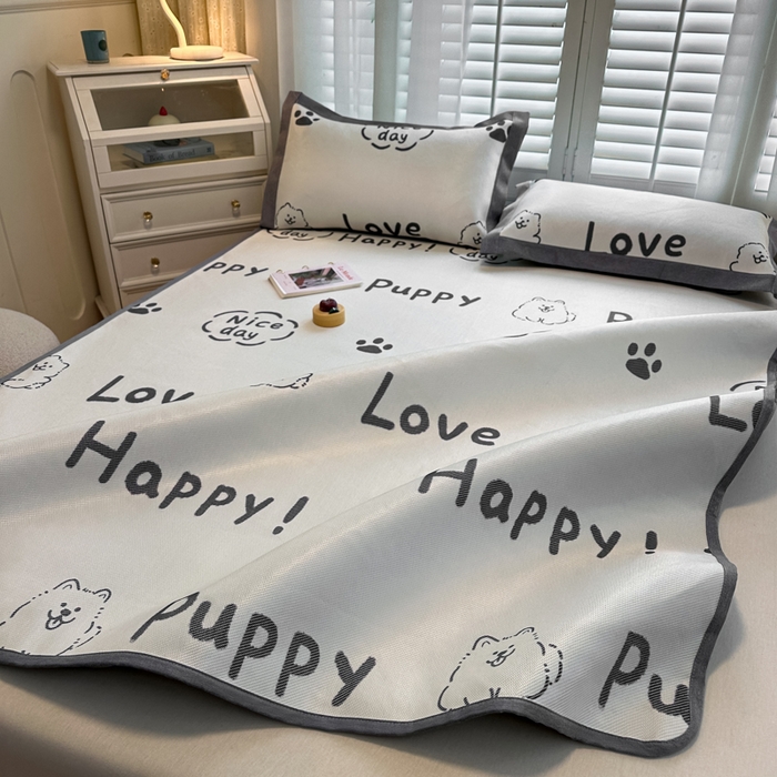 91家纺网 家纺一手货源 找家纺 迪乐妮 2025新款真冰藤印花床笠款凉席 快乐小狗