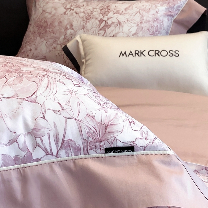 91家纺网 家纺一手货源 找家纺 佳汐蓝2025新款典雅诗意花卉全棉印花四件套券后不低于438/458元 雾隐巴黎-霞光粉